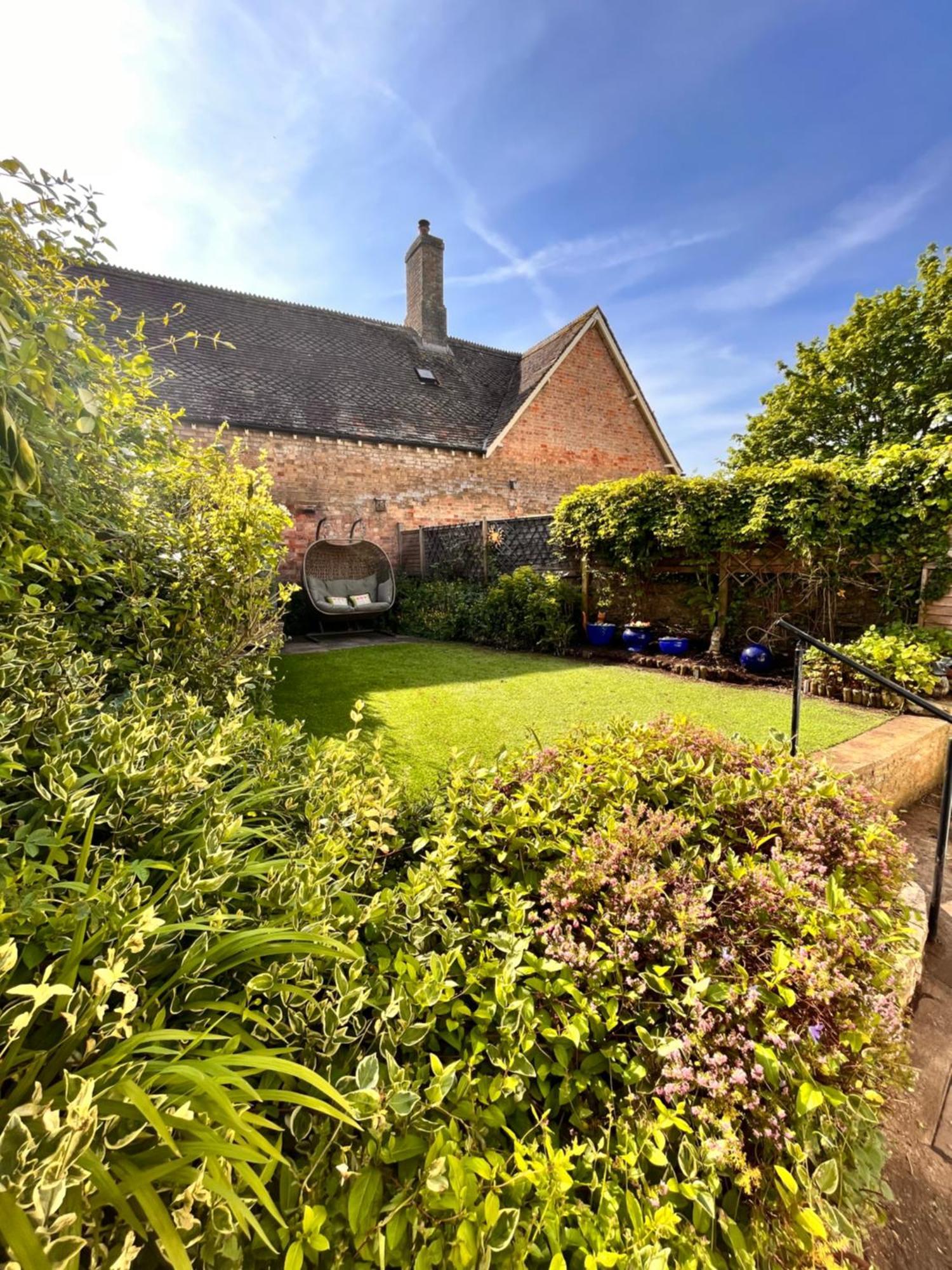 The Snuggery Cottage Taunton Eksteriør bilde